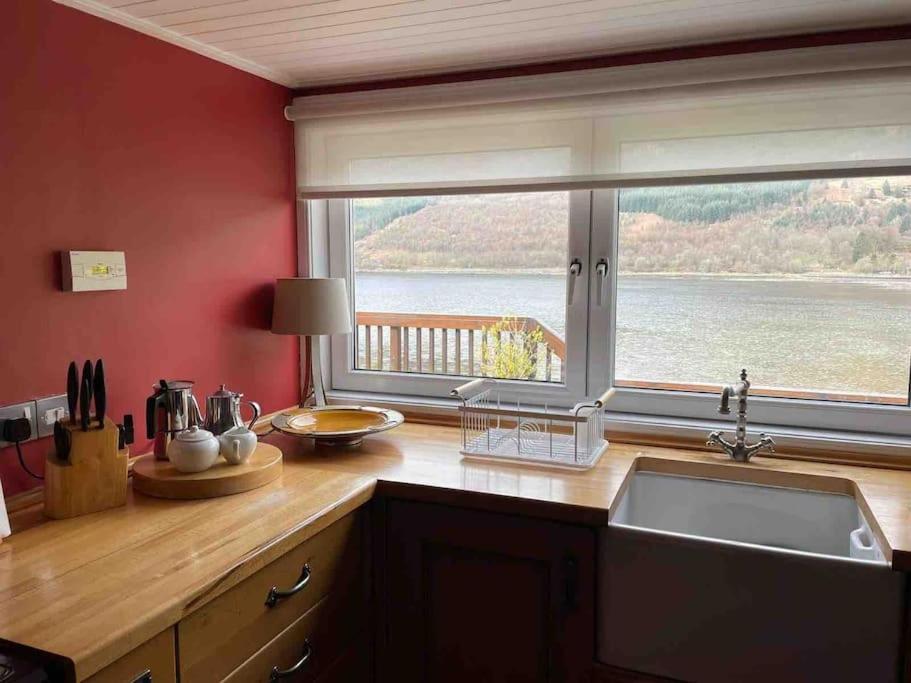 Viking Cottage Arrochar Exterior foto